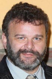Tudor PetruÈ›